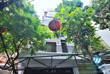 Renovated 5 bedrooms house for rent in Au Co, Tay Ho